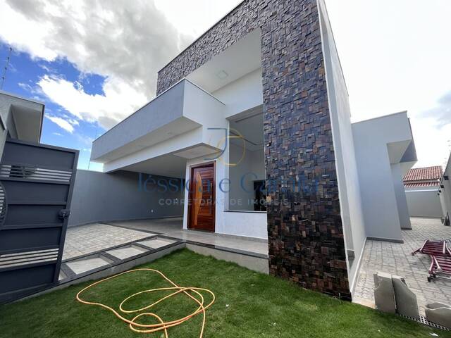 Casa para Venda em Pouso Alegre - 2