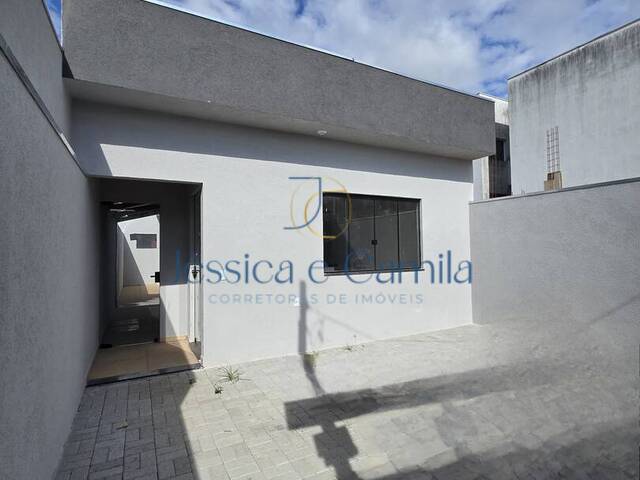 #715 - Casa para Venda em Pouso Alegre - MG