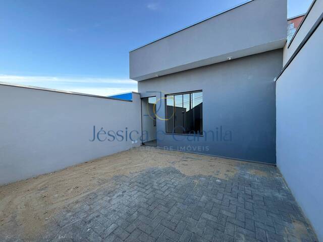 #832 - Casa para Venda em Pouso Alegre - MG