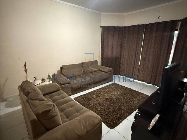 Casa para Venda em Pouso Alegre - 2
