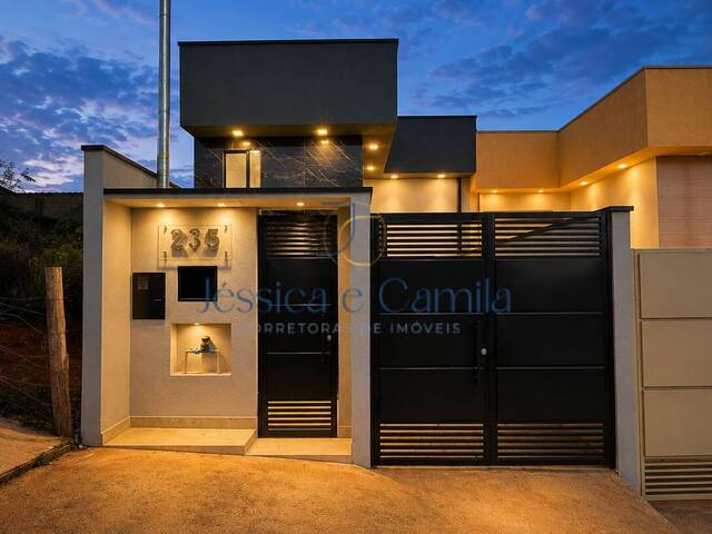 #933 - Casa para Venda em Pouso Alegre - MG - 2
